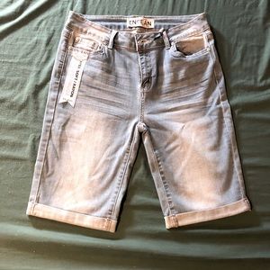High waisted Bermuda shorts women light blue